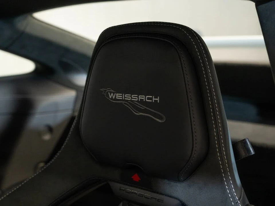 2026 Porsche 992 GT3 - Image 19 of 31