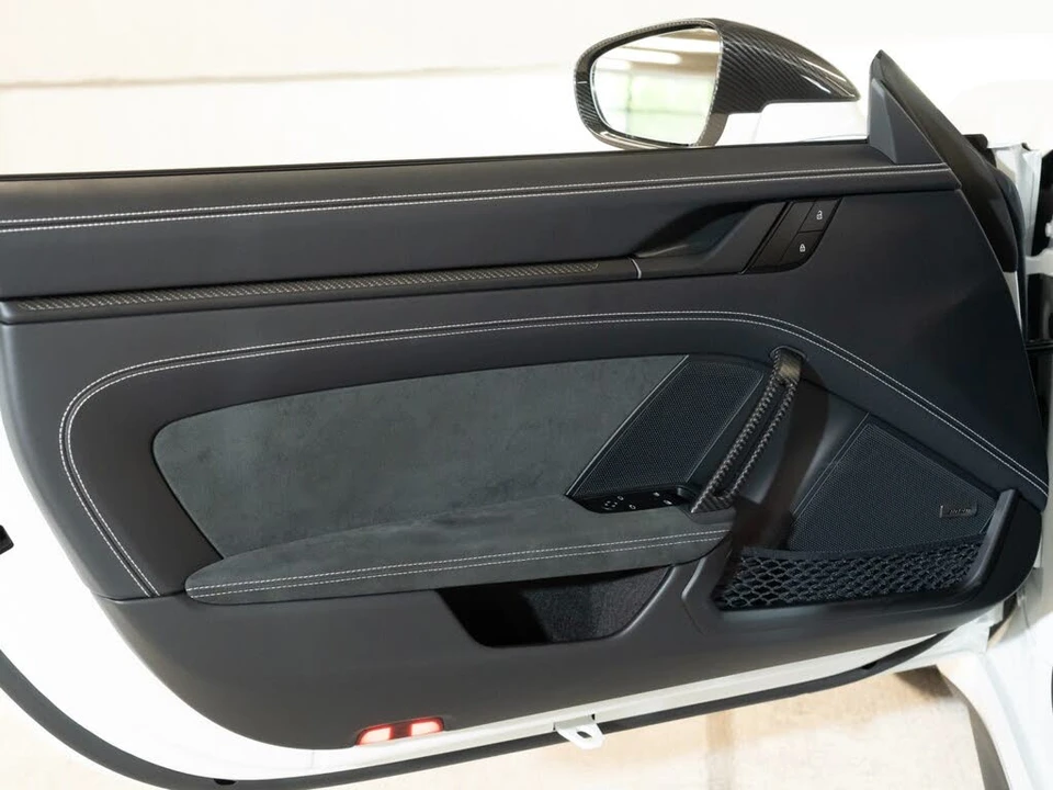 2026 Porsche 992 GT3 - Image 21 of 31