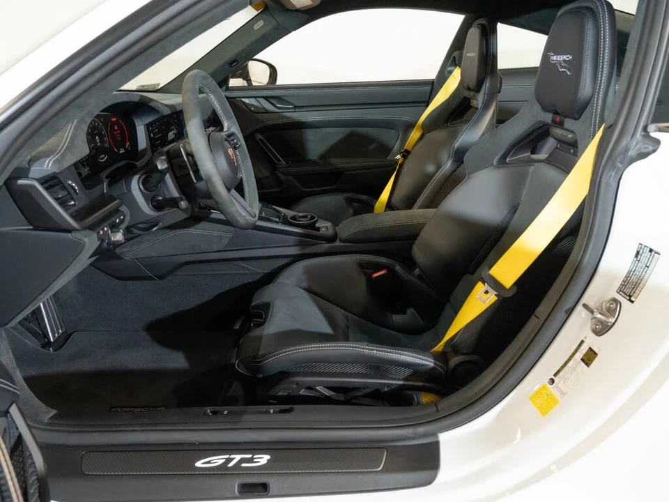 2026 Porsche 992 GT3 - Image 18 of 31