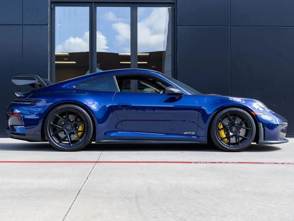 2026 Porsche 992 GT3 - Image 12 of 31