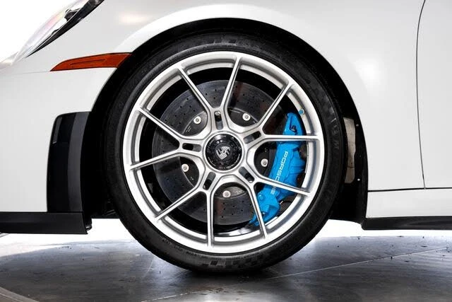 2026 Porsche 992 GT3 - Image 10 of 31