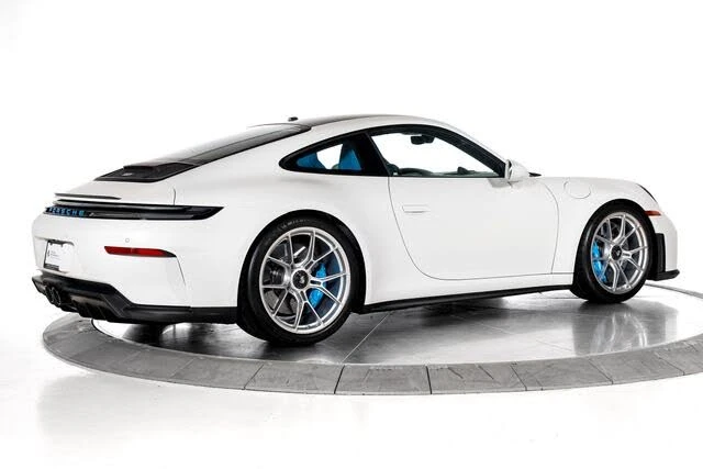 2026 Porsche 992 GT3 - Image 5 of 31