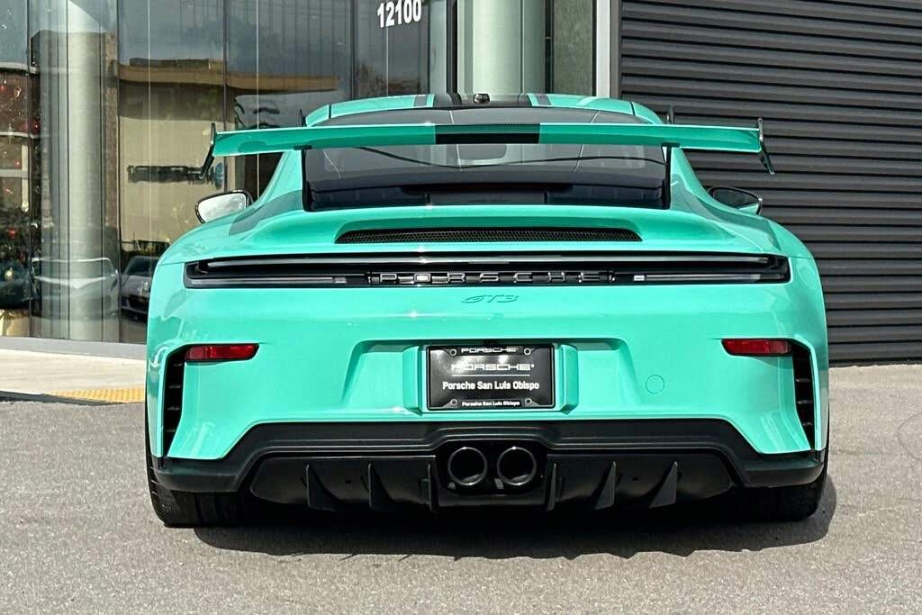 2026 Porsche 992 GT3 - Image 7 of 31