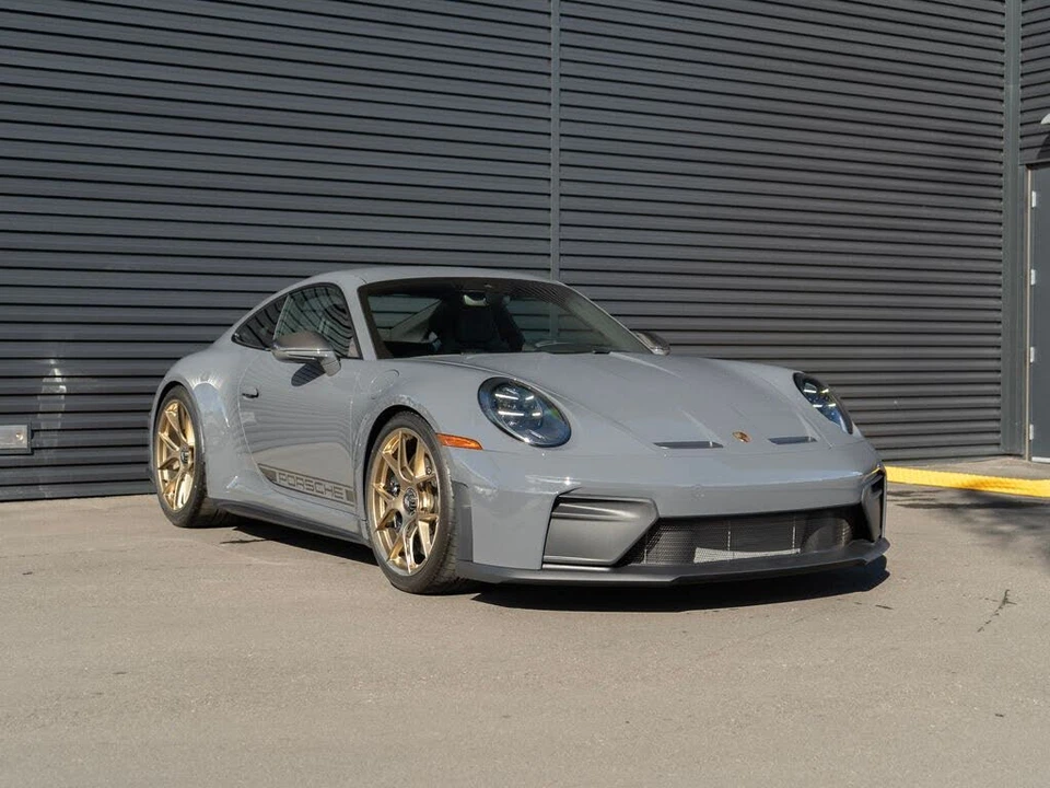 2026 Porsche 992 GT3 - Image 7 of 31
