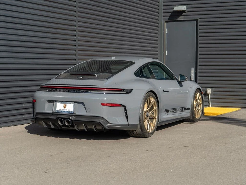 2026 Porsche 992 GT3 - Image 9 of 31