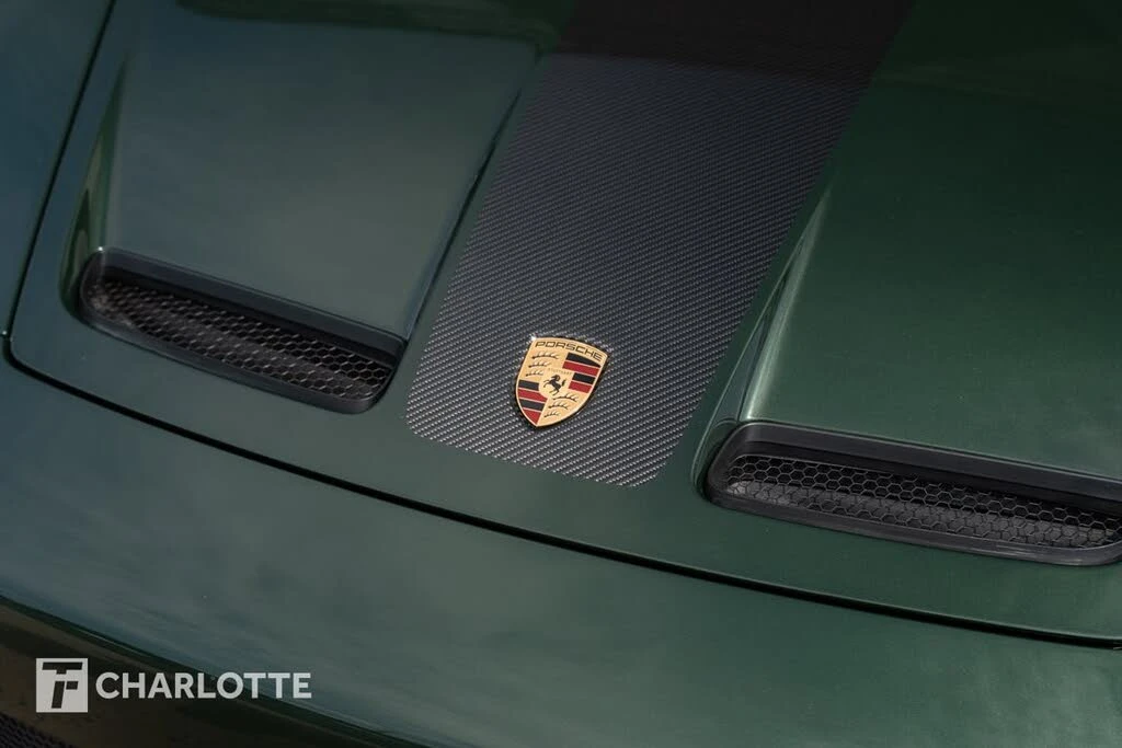 2026 Porsche 992 GT3 - Image 7 of 31