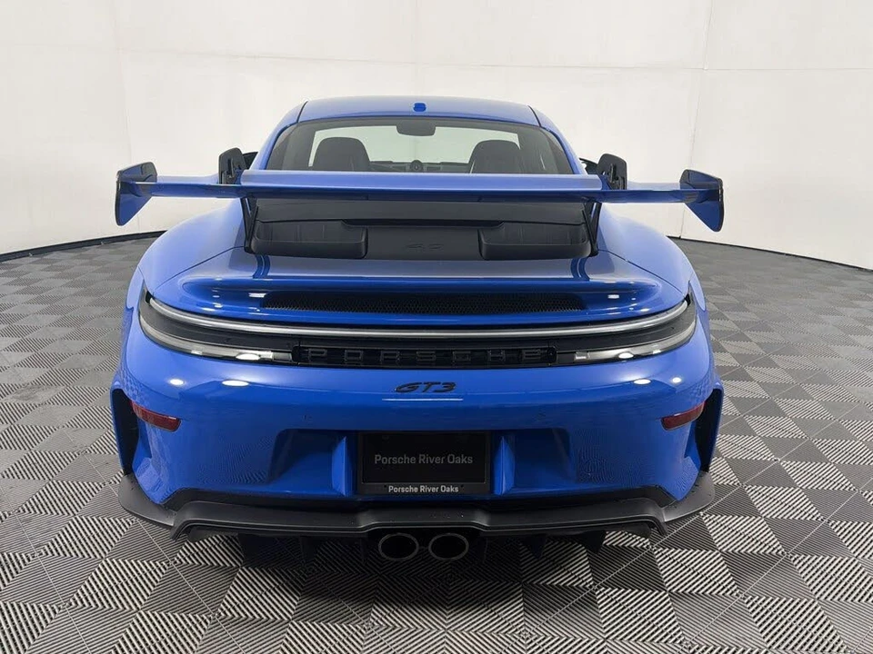 2026 Porsche 992 GT3 - Image 10 of 27