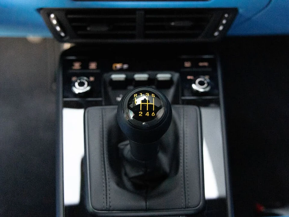 2026 Porsche 992 GT3 - Image 26 of 31