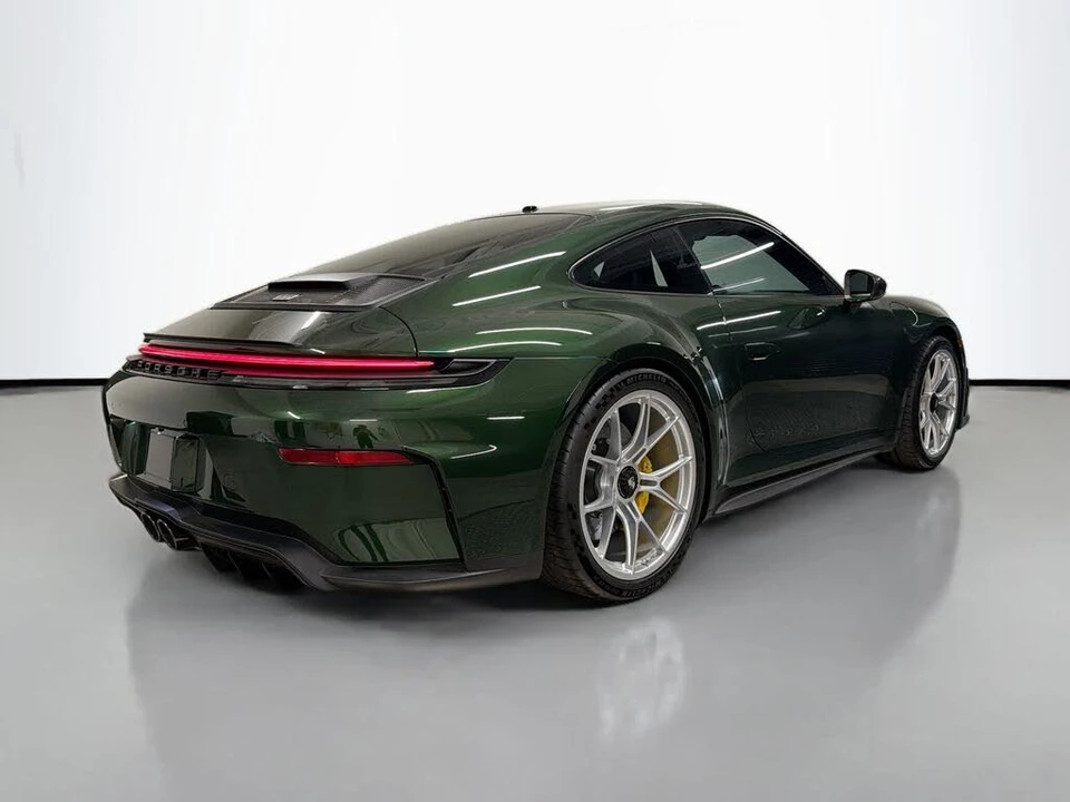 2026 Porsche 992 GT3 - Image 9 of 31