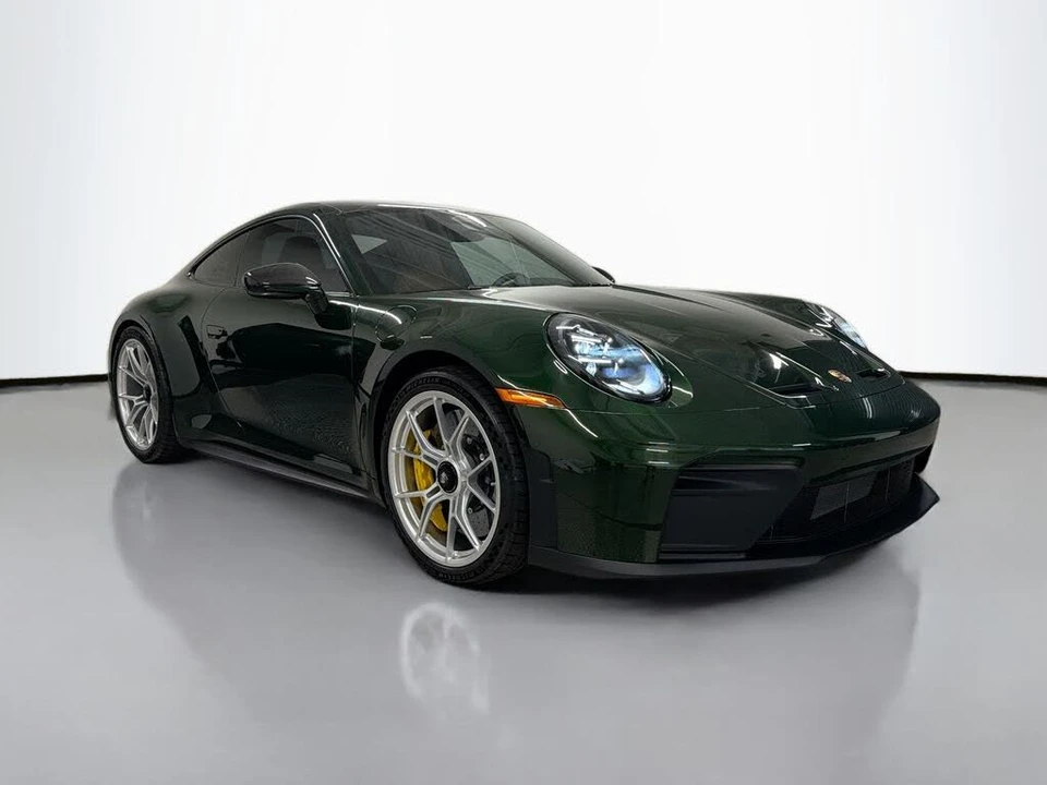 2026 Porsche 992 GT3 - Image 7 of 31