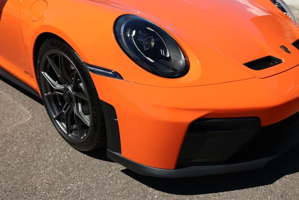 2026 Porsche 992 GT3 - Image 17 of 31