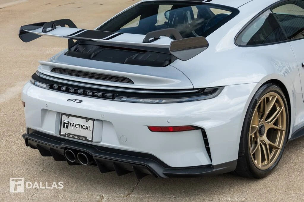 2026 Porsche 992 GT3 - Image 16 of 31