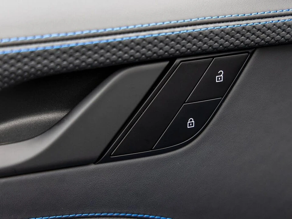 2026 Porsche 992 GT3 - Image 25 of 31