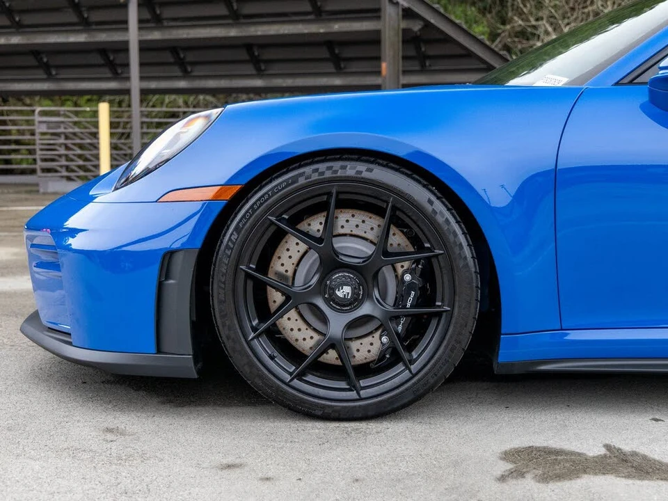 2026 Porsche 992 GT3 - Image 13 of 31