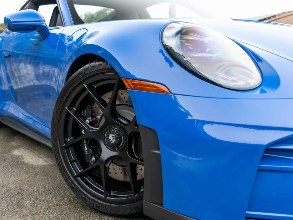 2026 Porsche 992 GT3 - Image 14 of 31