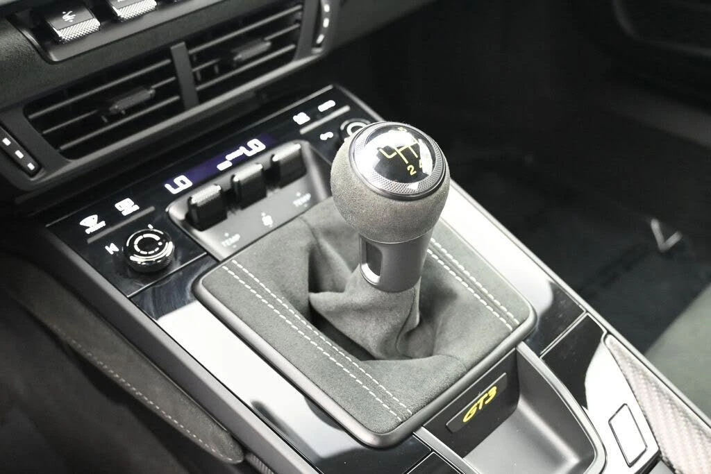 2026 Porsche 992 GT3 - Image 12 of 31