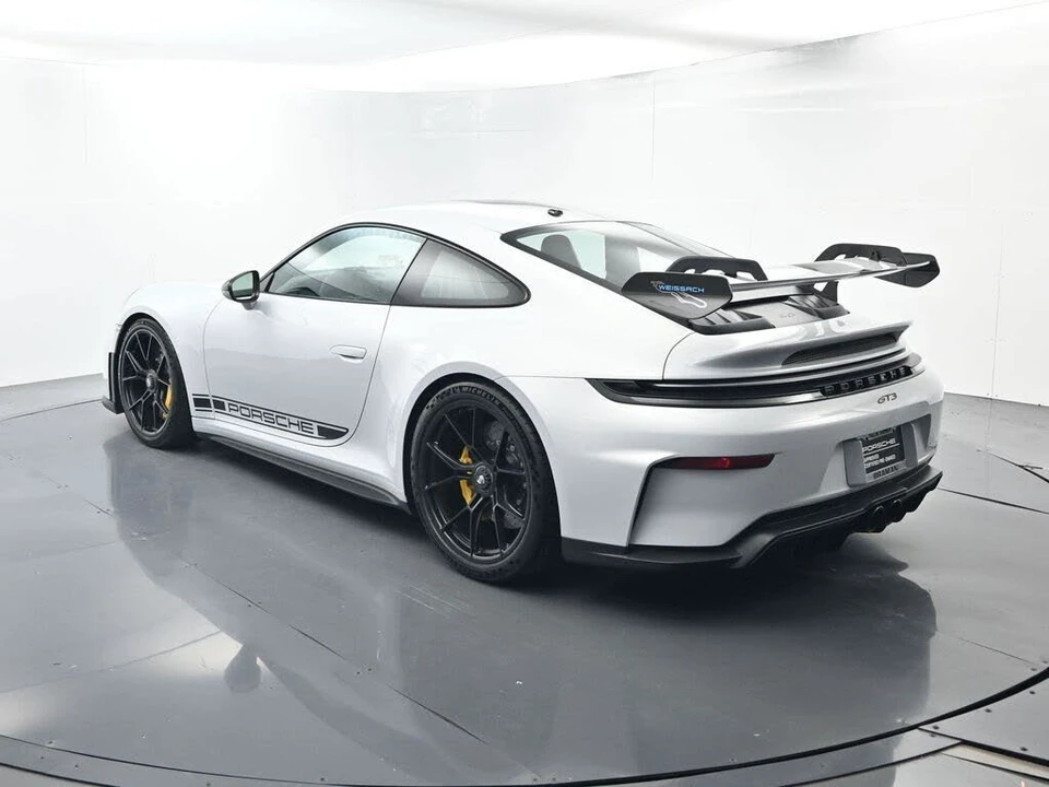 2026 Porsche 992 GT3 - Image 3 of 31