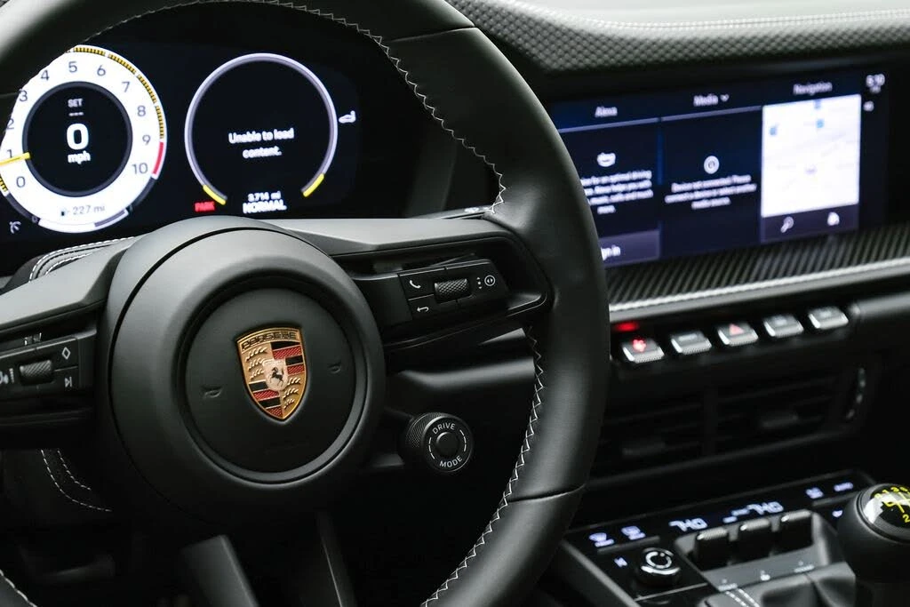 2026 Porsche 992 GT3 - Image 19 of 31