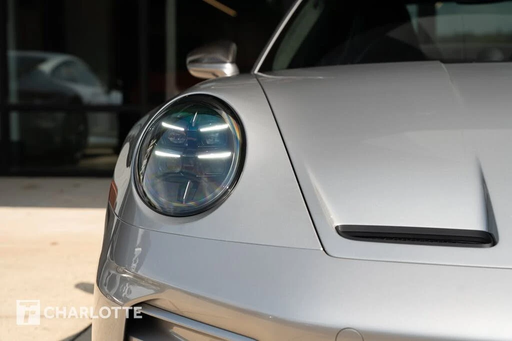 2026 Porsche 992 GT3 - Image 5 of 31