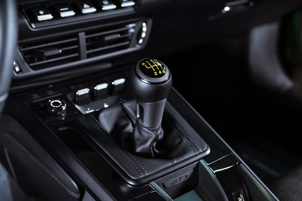 2026 Porsche 992 GT3 - Image 21 of 31