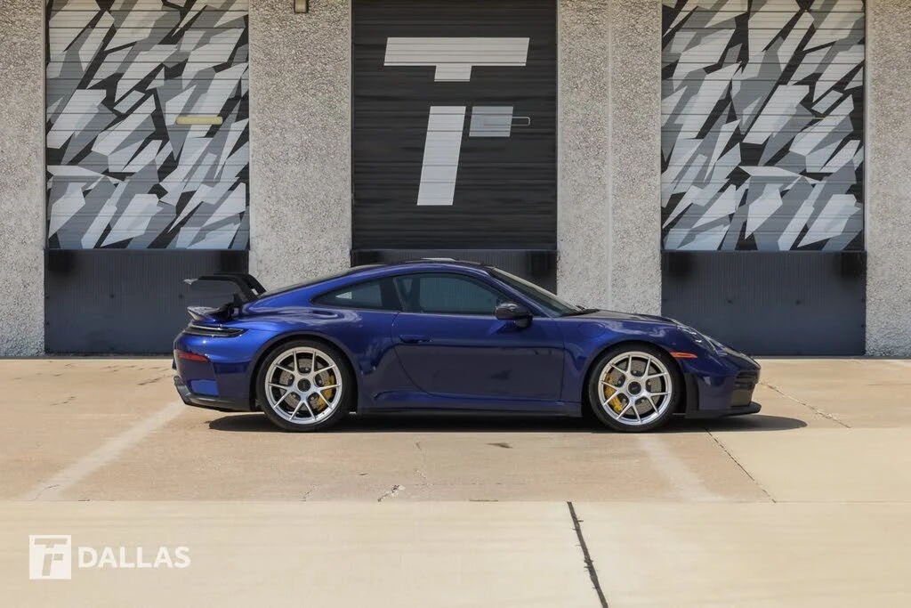 2026 Porsche 992 GT3 - Image 17 of 31