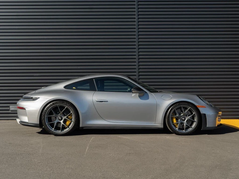 2026 Porsche 992 GT3 - Image 8 of 31