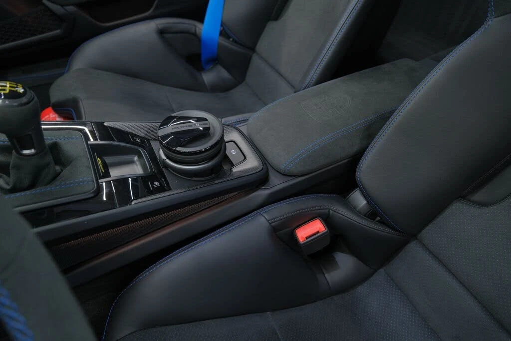 2026 Porsche 992 GT3 - Image 15 of 31