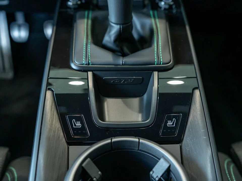 2026 Porsche 992 GT3 - Image 18 of 31