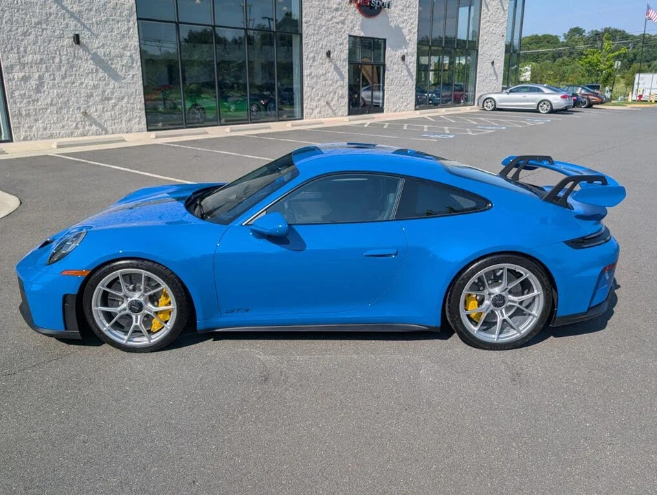 2026 Porsche 992 GT3 - Image 12 of 31