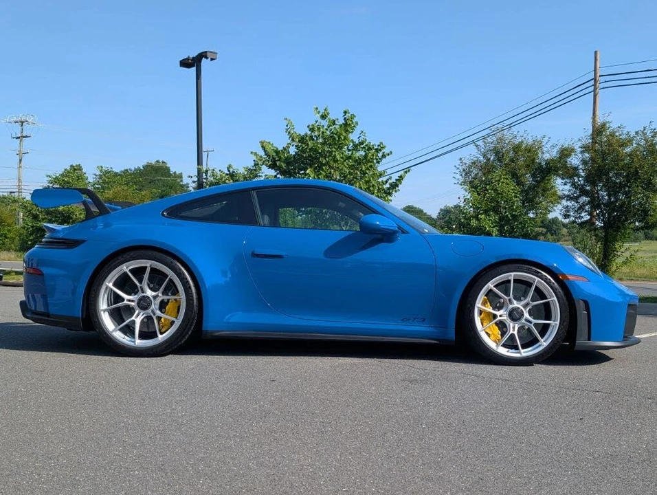2026 Porsche 992 GT3 - Image 4 of 31