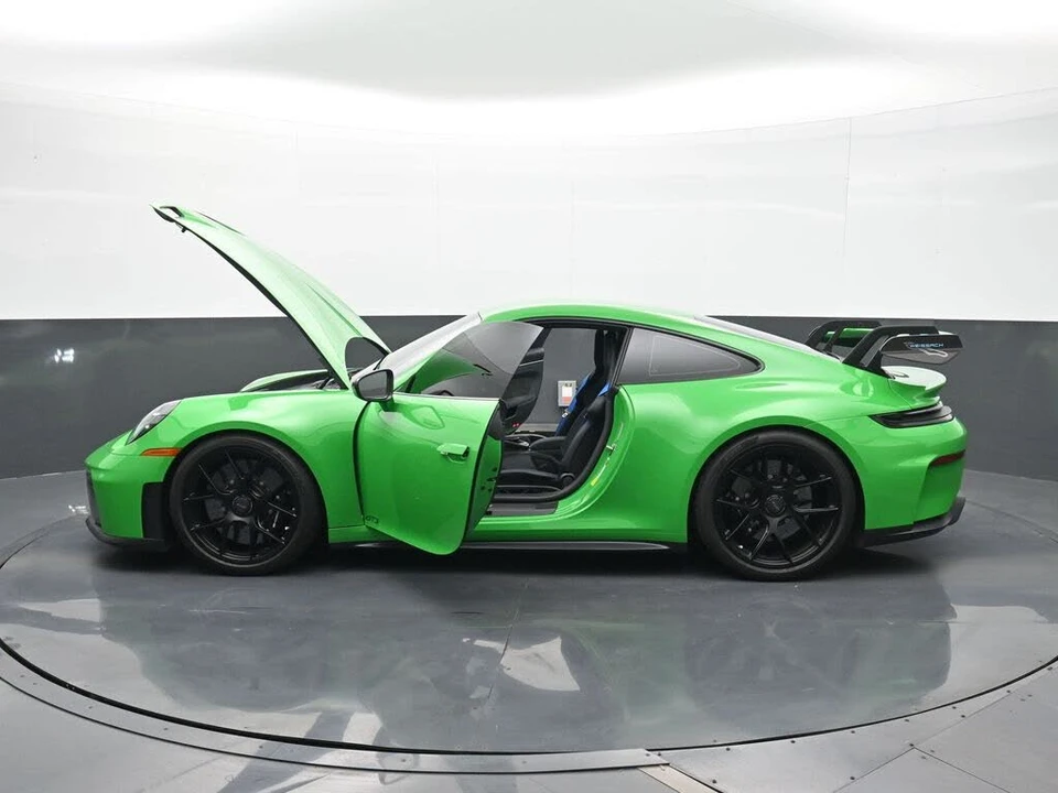 2026 Porsche 992 GT3 - Image 25 of 29