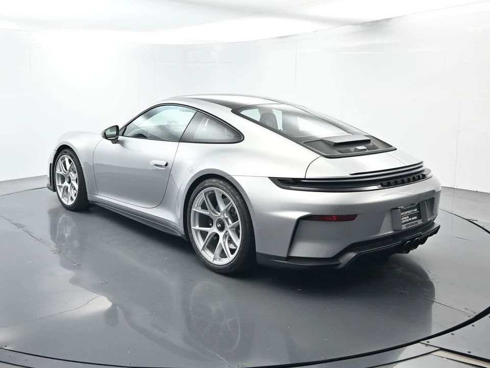 2026 Porsche 992 GT3 - Image 3 of 31