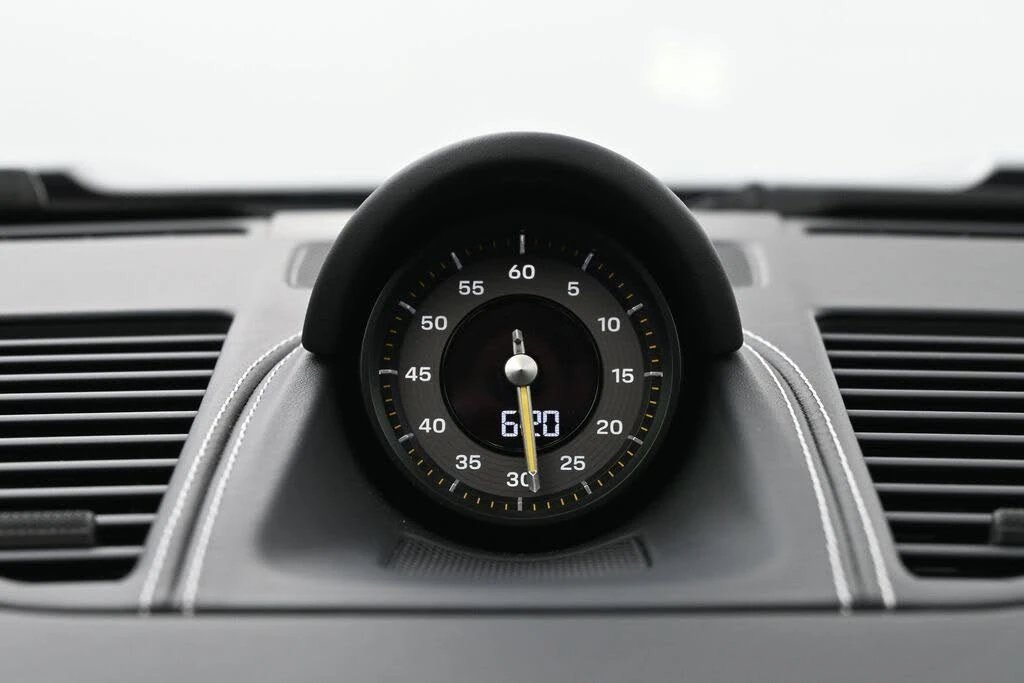 2026 Porsche 992 GT3 - Image 11 of 31