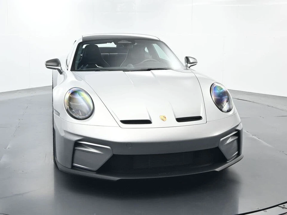2026 Porsche 992 GT3 - Image 18 of 31