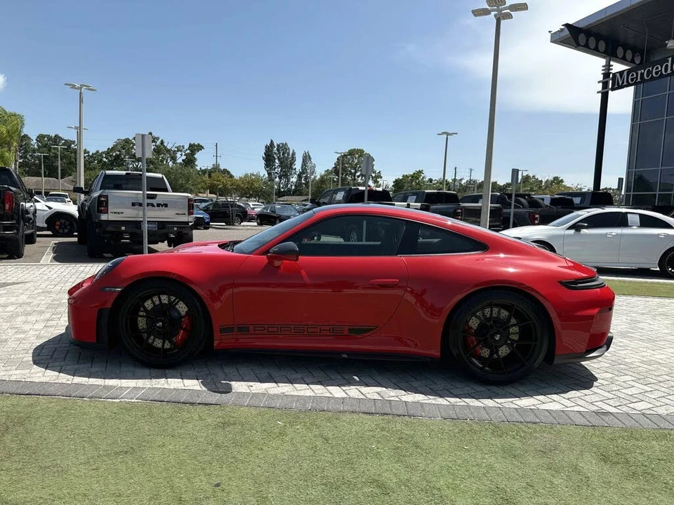 2026 Porsche 992 GT3 - Image 3 of 27