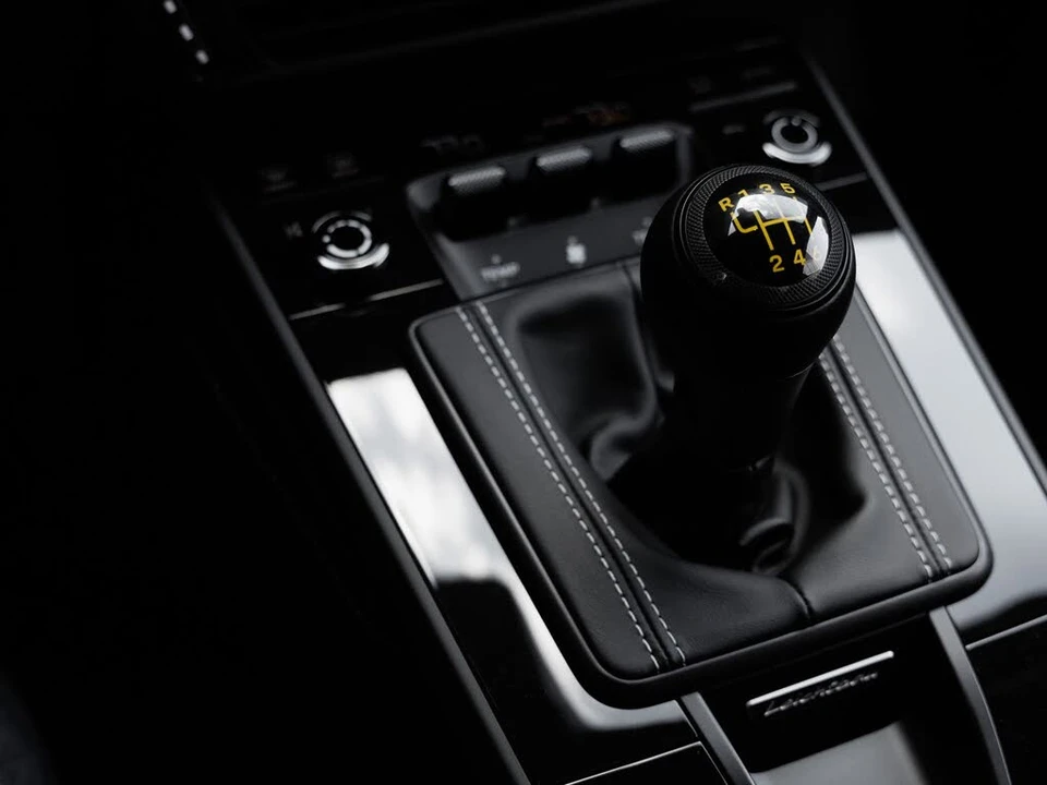 2026 Porsche 992 GT3 - Image 25 of 31