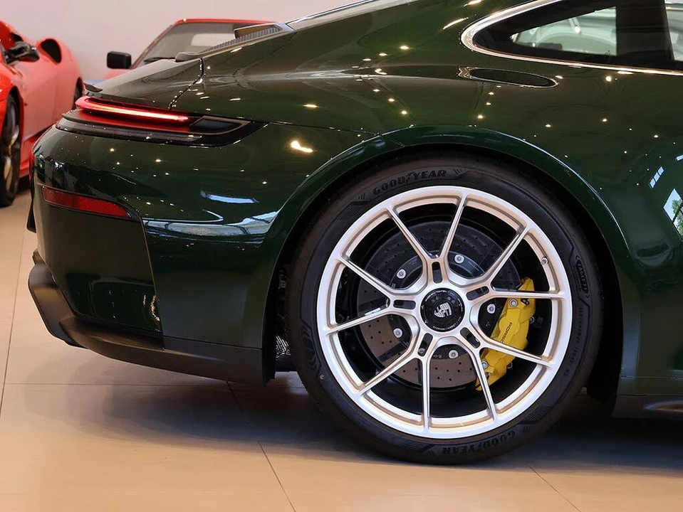 2026 Porsche 992 GT3 - Image 18 of 31