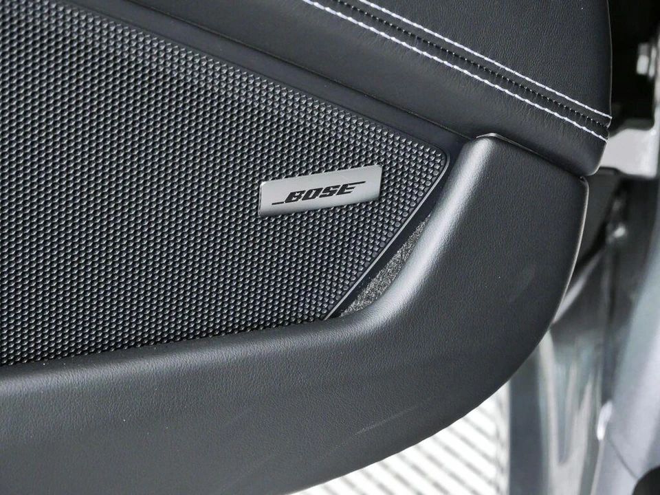 2026 Porsche 992 GT3 - Image 7 of 31