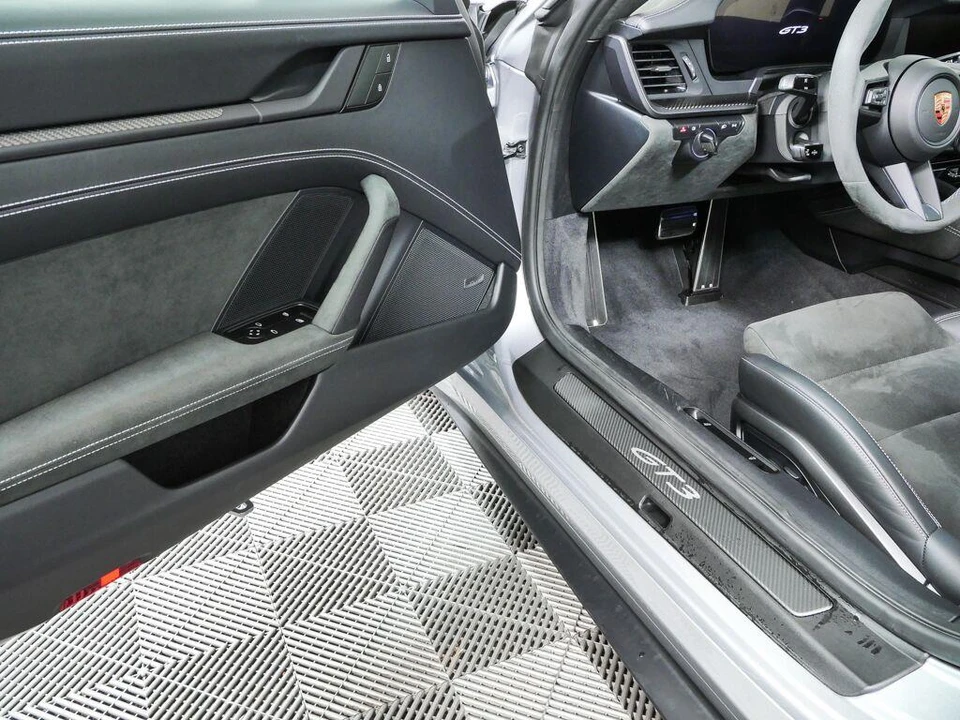 2026 Porsche 992 GT3 - Image 8 of 31