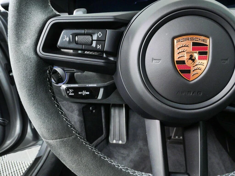 2026 Porsche 992 GT3 - Image 10 of 31