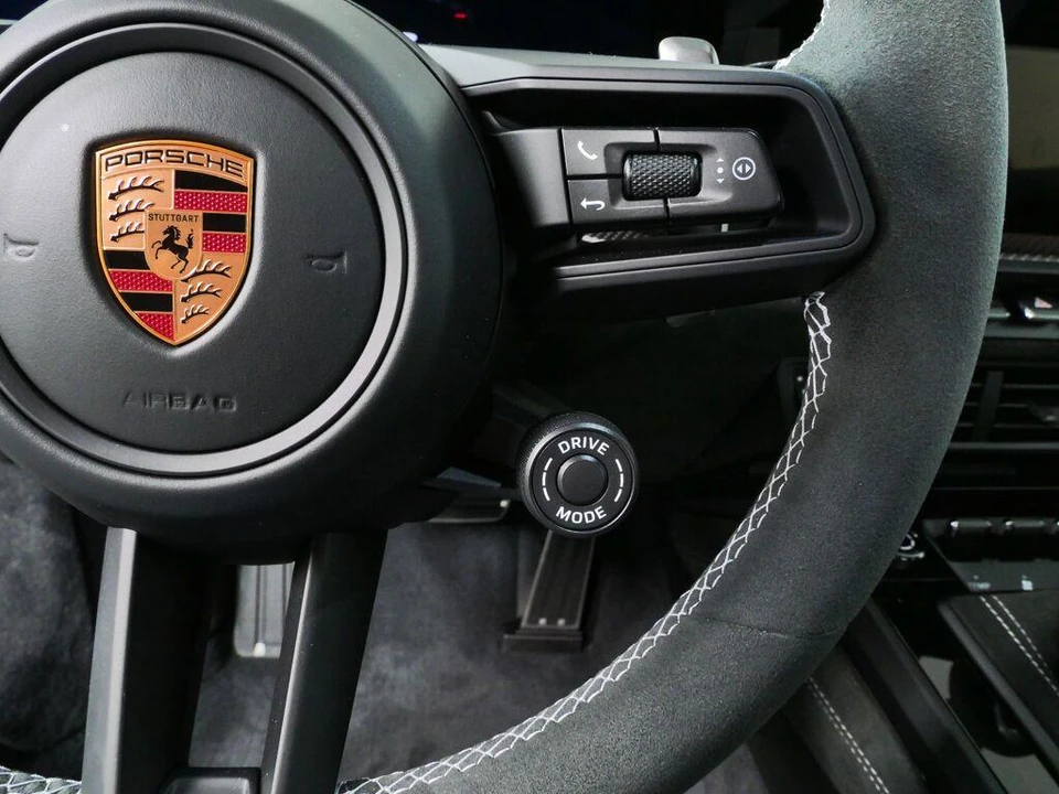 2026 Porsche 992 GT3 - Image 11 of 31