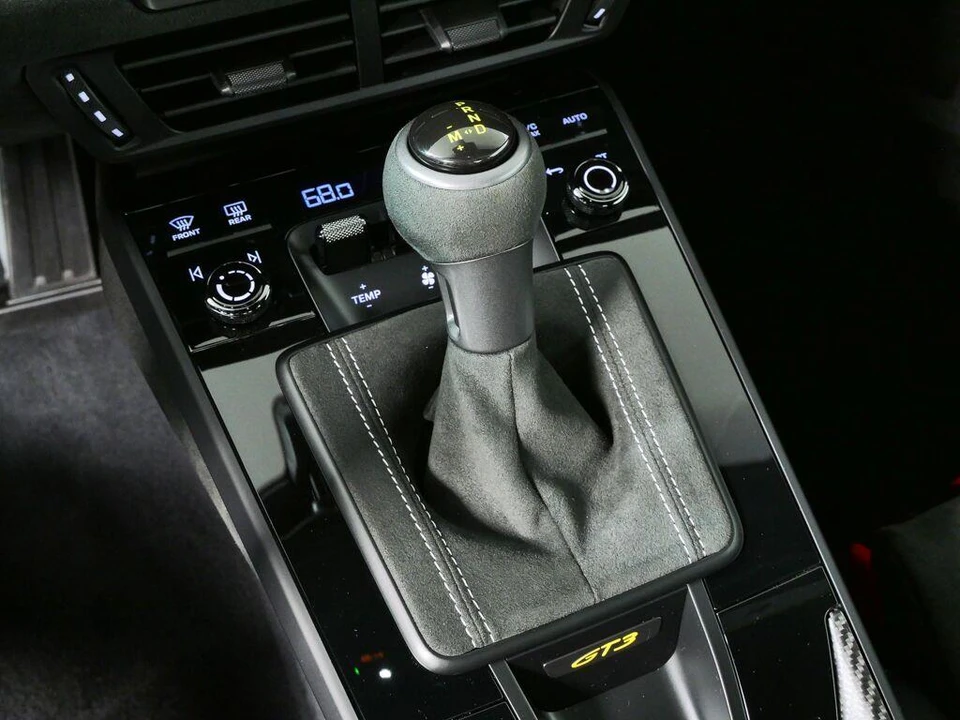 2026 Porsche 992 GT3 - Image 19 of 31