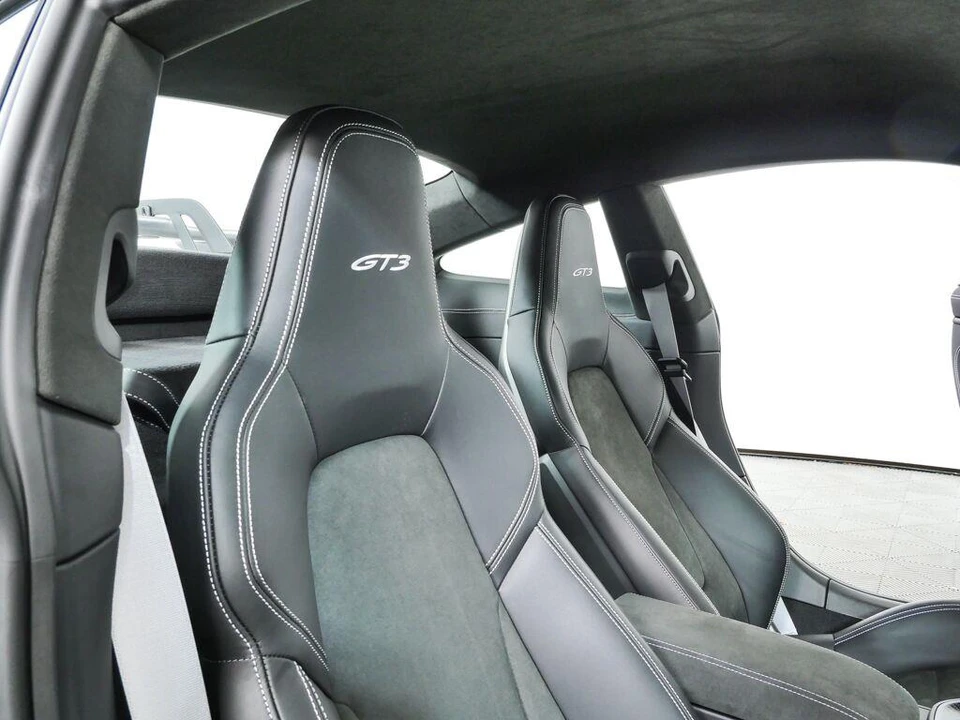 2026 Porsche 992 GT3 - Image 20 of 31