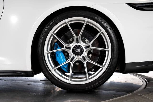 2026 Porsche 992 GT3 - Image 11 of 31