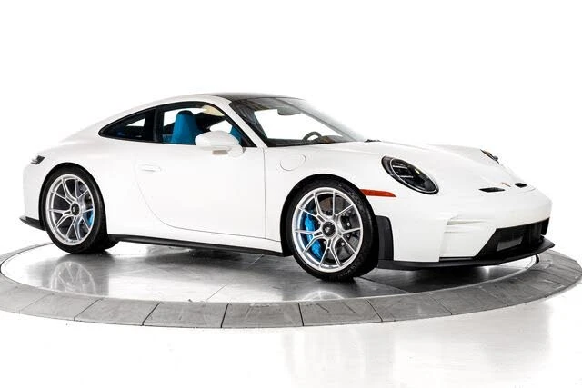 2026 Porsche 992 GT3 - Image 7 of 31