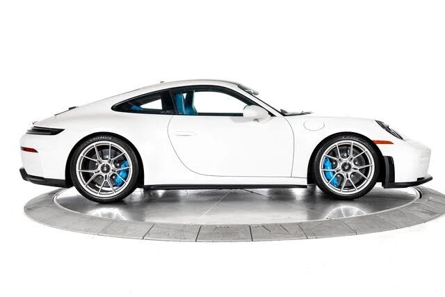 2026 Porsche 992 GT3 - Image 6 of 31