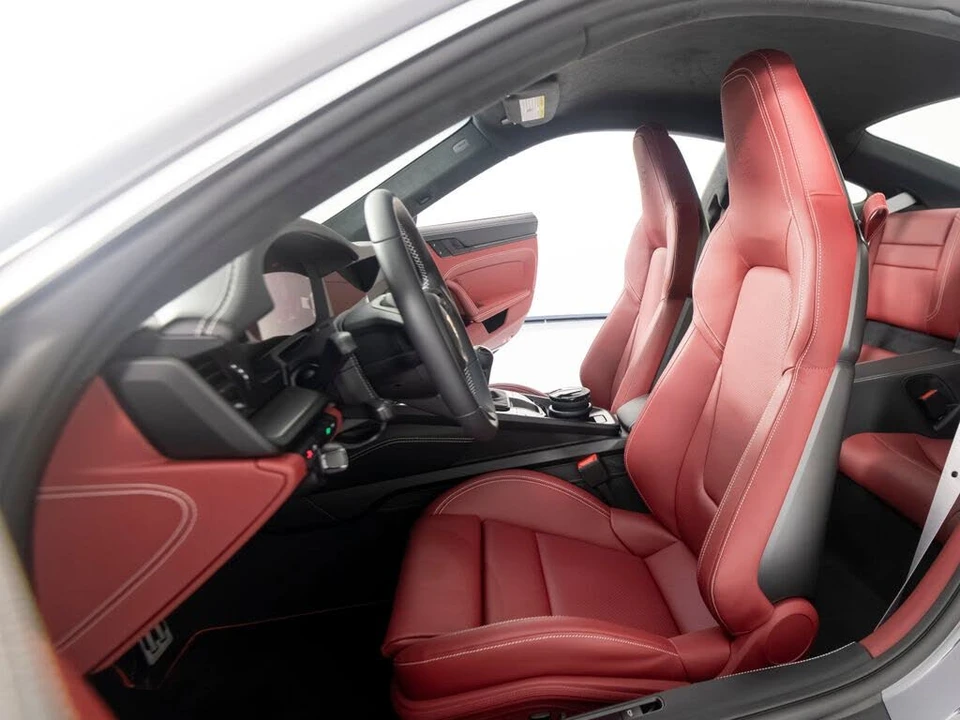 2026 Porsche 992 GT3 - Image 11 of 31
