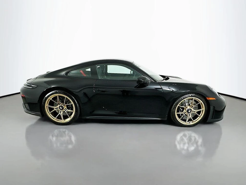 2026 Porsche 992 GT3 - Image 8 of 31