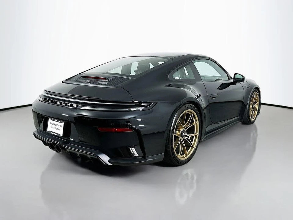 2026 Porsche 992 GT3 - Image 9 of 31