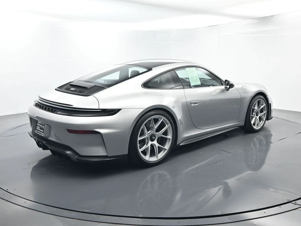 2026 Porsche 992 GT3 - Image 15 of 31